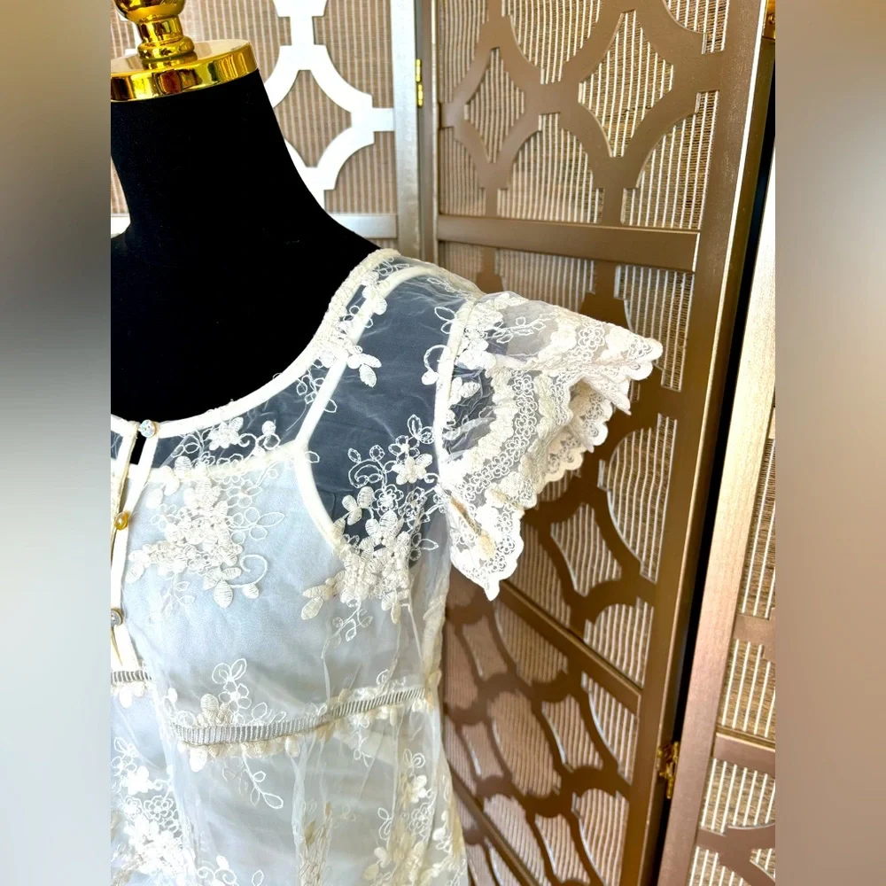 NWT | Suzanne Betro Blouse | Boho top | lace | Small - Picture 3 of 8